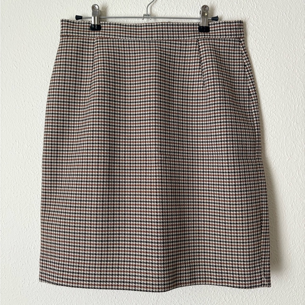 H&M Black and Cream Houndstooth Pencil Skirt